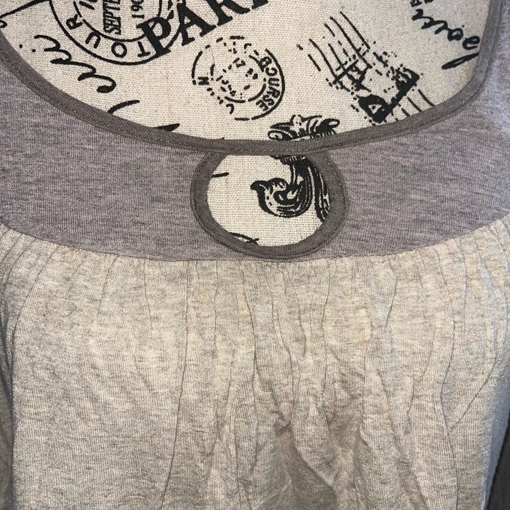 Language Los Angeles Keyhole Top - Picture 2 of 5
